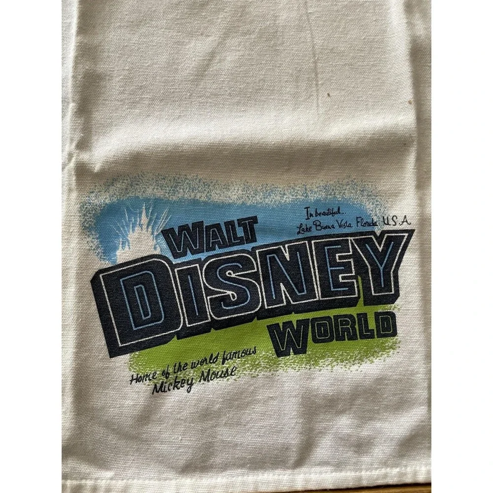 Disney World Souvenir Terry Cloth Towel Printed 1990s White WDW 26.5 X 17